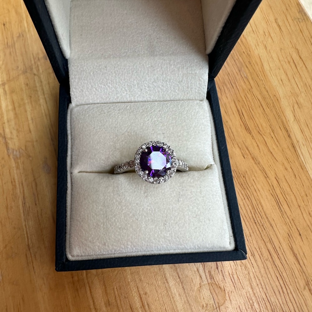 Dazzling Amethyst Silver Ring